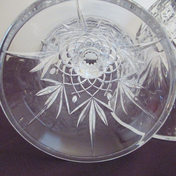 Lead Crystal Tulip Style Goblets - Picture 7 of 10